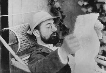 French Painter Henri De Toulouse-Lautrec Reading Paper